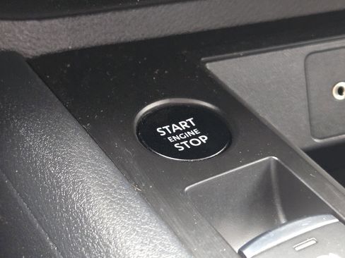 Used 2025 Nissan Kicks S FWD image 23