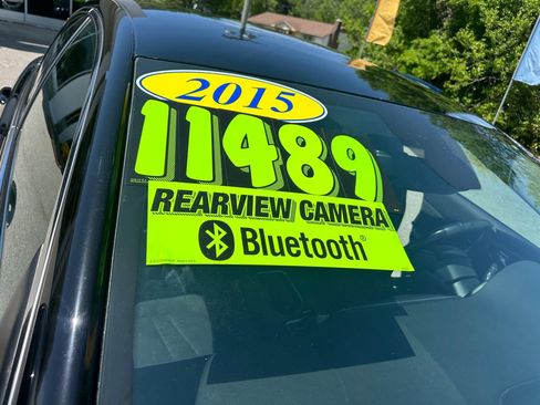 Used 2015 Chrysler 200 Limited w/ Convenience Group FWD image 23