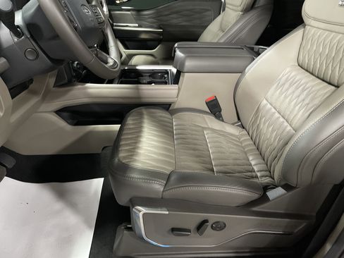 Used 2026 Ford F350 Platinum w/ Platinum Plus Package image 13