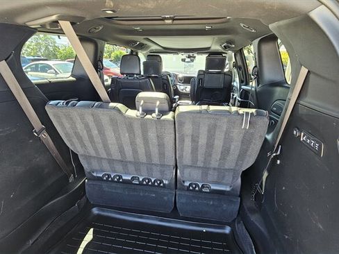 Used 2020 Chrysler Pacifica Limited FWD image 15