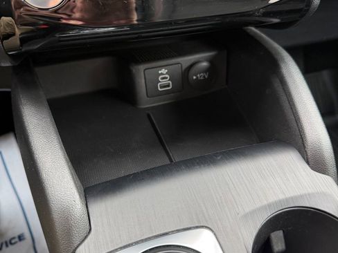 Used 2025 Ford Escape ST-Line w/ Equipment Group 301A image 21