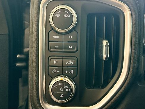 Used 2020 GMC Sierra 2500 Denali w/ Denali Ultimate Package AWD/4WD image 11