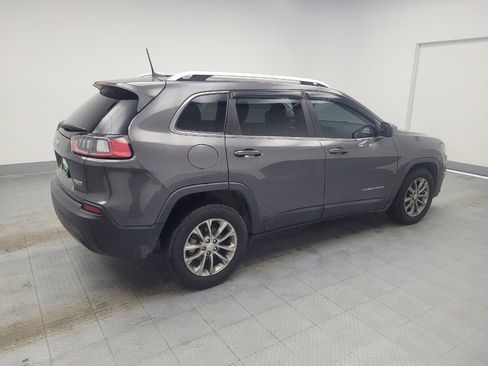 Used 2019 Jeep Cherokee Latitude Plus w/ Comfort/Convenience Group image 10