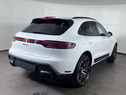 Certified 2026 Porsche Macan AWD/4WD image 7