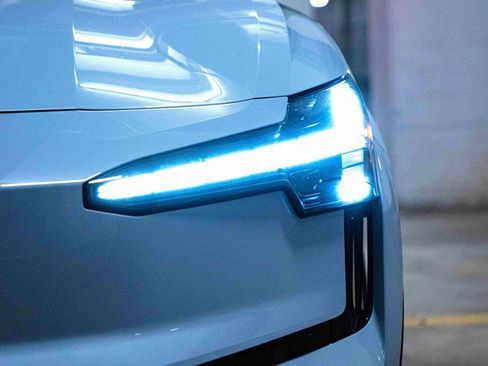 New 2026 Volvo EX30 Plus image 3