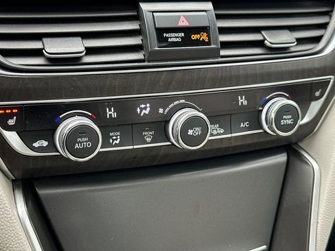 Used 2018 Honda Accord EX-L image 19