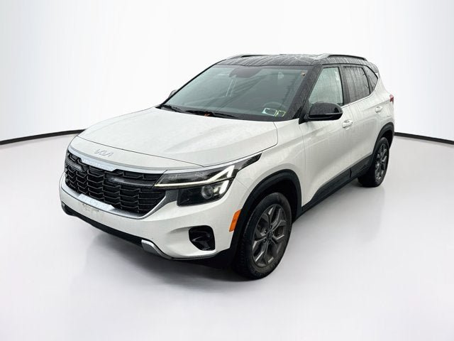 Certified 2024 Kia Seltos S AWD/4WD image 1