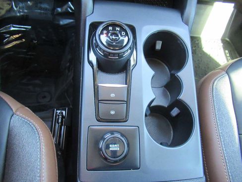 Used 2024 Ford Bronco Sport Outer Banks w/ Tech Package AWD/4WD image 27