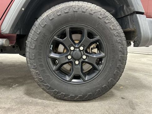 Used 2021 Jeep Wrangler Unlimited Sport AWD/4WD image 11
