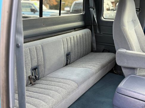 Used 1993 Ford F250 XLT image 54