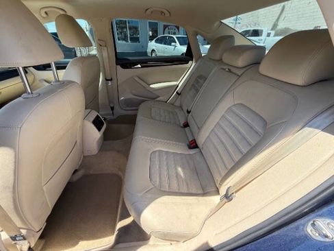 Used 2015 Volkswagen Passat TDI SEL Premium image 14