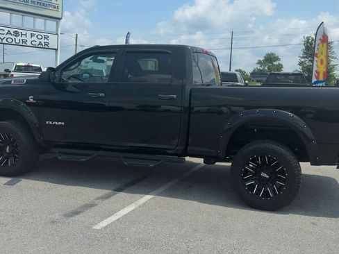 Used 2022 RAM 2500 Big Horn AWD/4WD image 4