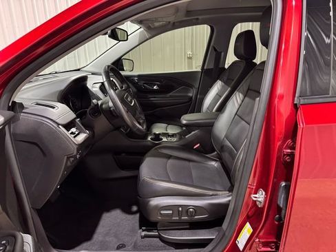 Used 2022 GMC Terrain AT4 w/ Infotainment Package II AWD/4WD image 10