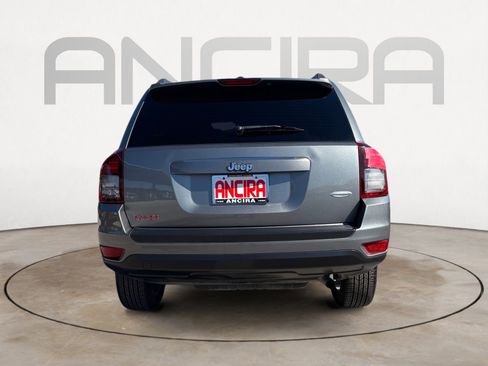 Used 2014 Jeep Compass Latitude image 9