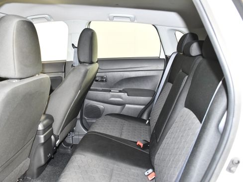 Used 2022 Mitsubishi Outlander Sport LE FWD image 28