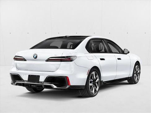 New 2026 BMW 740i xDrive image 2