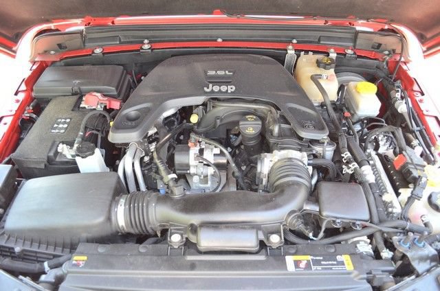 Used 2021 Jeep Wrangler Unlimited Sahara AWD/4WD image 41