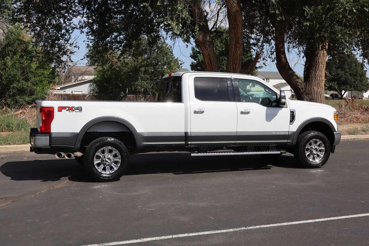 Used 2017 Ford F350 Lariat w/ Chrome Package AWD/4WD image 4
