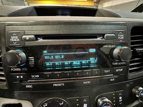 Used 2012 Toyota Sienna LE FWD image 35