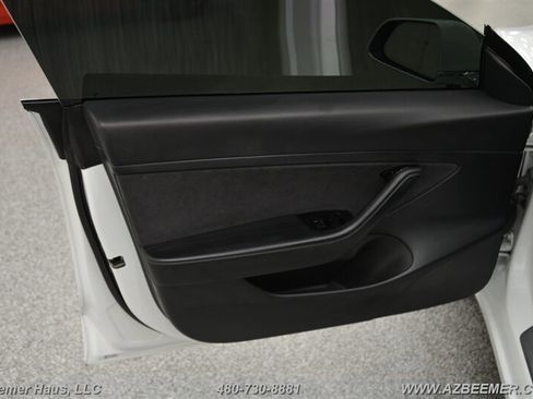 Used 2020 Tesla Model 3 image 28