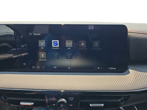 Used 2026 Nissan Kicks SR FWD image 18