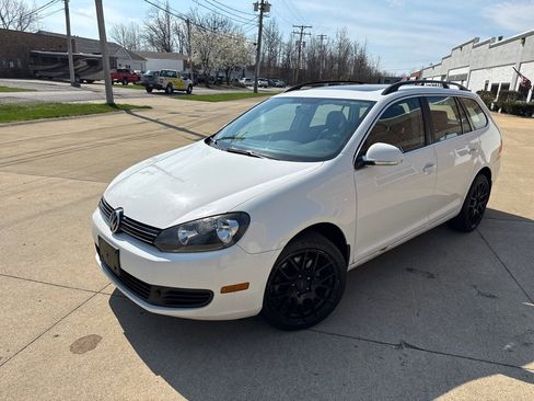 Used 2013 Volkswagen Jetta TDI FWD image 1