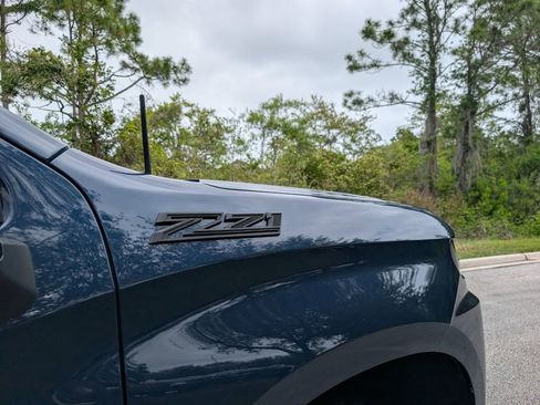 Used 2020 Chevrolet Silverado 1500 LT w/ All-Star Edition image 11