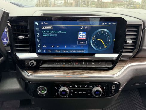 Certified 2023 Chevrolet Silverado 1500 LT image 24