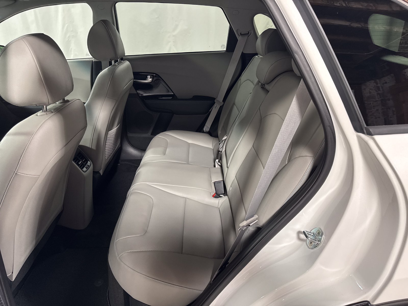 Certified 2022 Kia Niro EX Premium FWD image 5