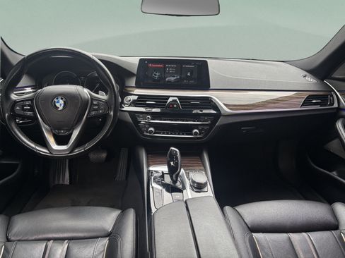 Used 2017 BMW 530i xDrive AWD/4WD image 32