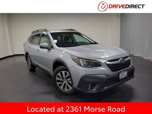 Used 2022 Subaru Outback Premium image 1