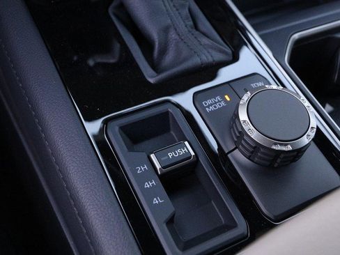 New 2025 Toyota Tundra Limited image 18