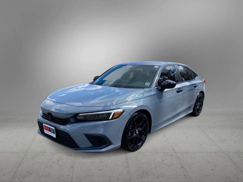 Used 2024 Honda Civic Sport image 4