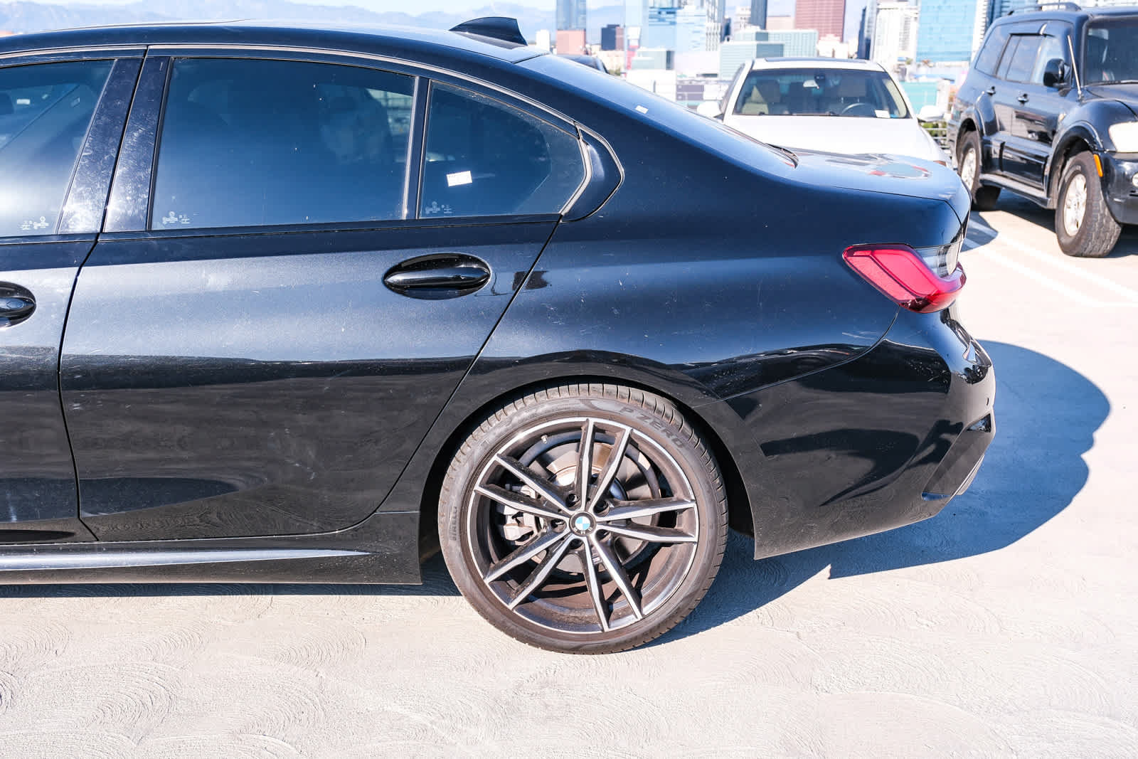 Used 2019 BMW 330i Sedan w/ M Sport Package RWD image 8