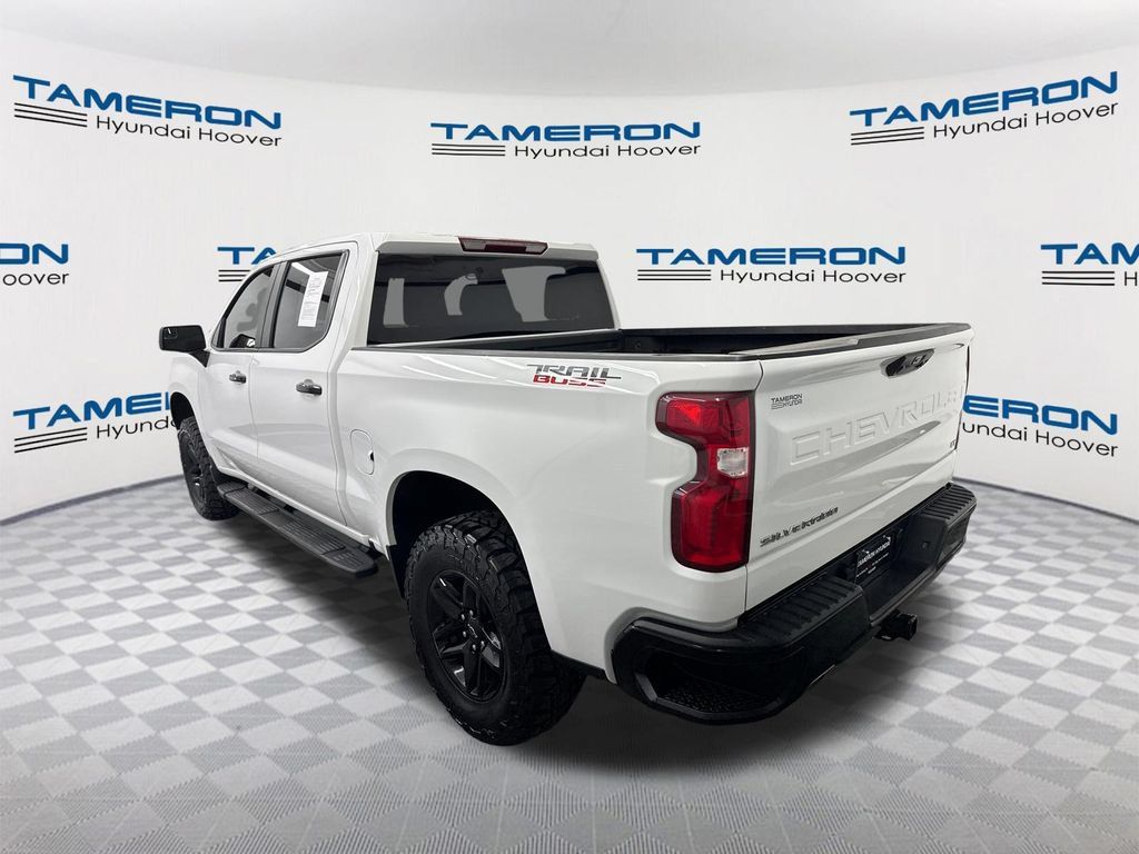 Used 2024 Chevrolet Silverado 1500 LT Trail Boss w/ Protection Package AWD/4WD image 3