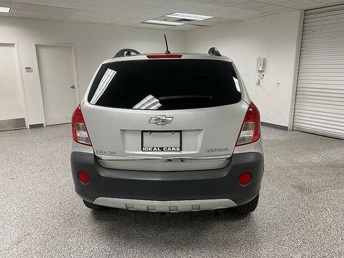 Used 2013 Chevrolet Captiva Sport LS image 6