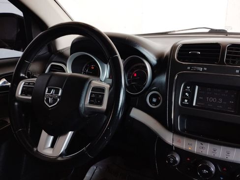 Used 2018 Dodge Journey SXT w/ Connectivity Group FWD image 26