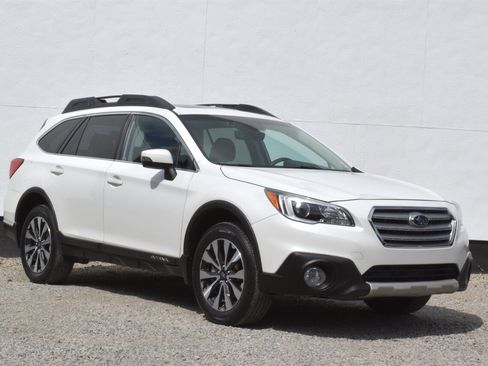 Used 2017 Subaru Outback 3.6R Limited AWD/4WD image 1