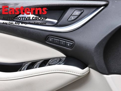 Used 2022 Buick Enclave Avenir w/ Avenir Technology Package AWD/4WD image 20