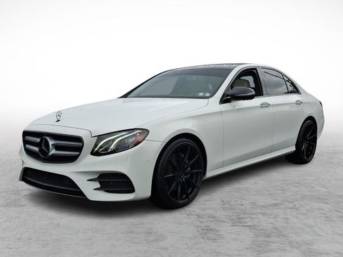 Used 2020 Mercedes-Benz E 350 4MATIC Sedan image 3