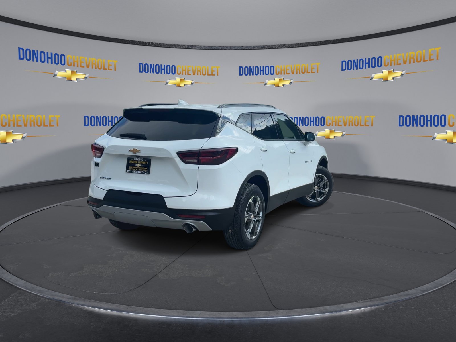 New 2026 Chevrolet Blazer LT w/ Convenience Package FWD image 11
