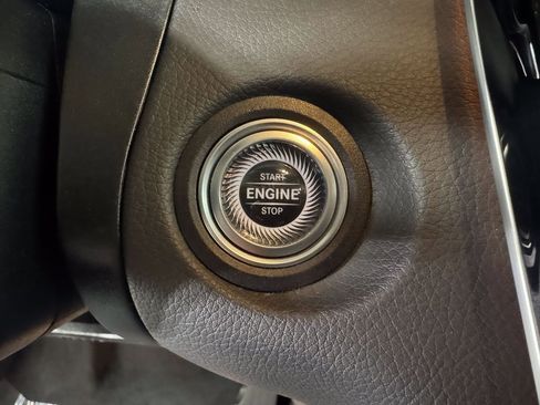 Certified 2022 Mercedes-Benz GLC 300 4MATIC image 15