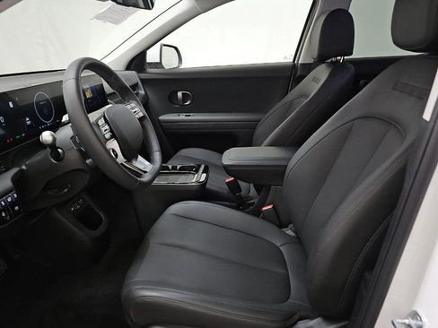 Used 2025 Hyundai Ioniq 5 SEL image 6