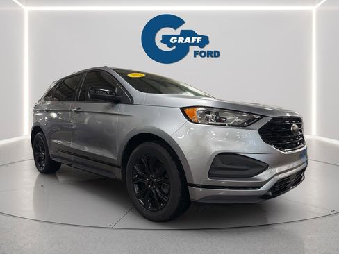 Used 2022 Ford Edge SE w/ Black Appearance Package image 11
