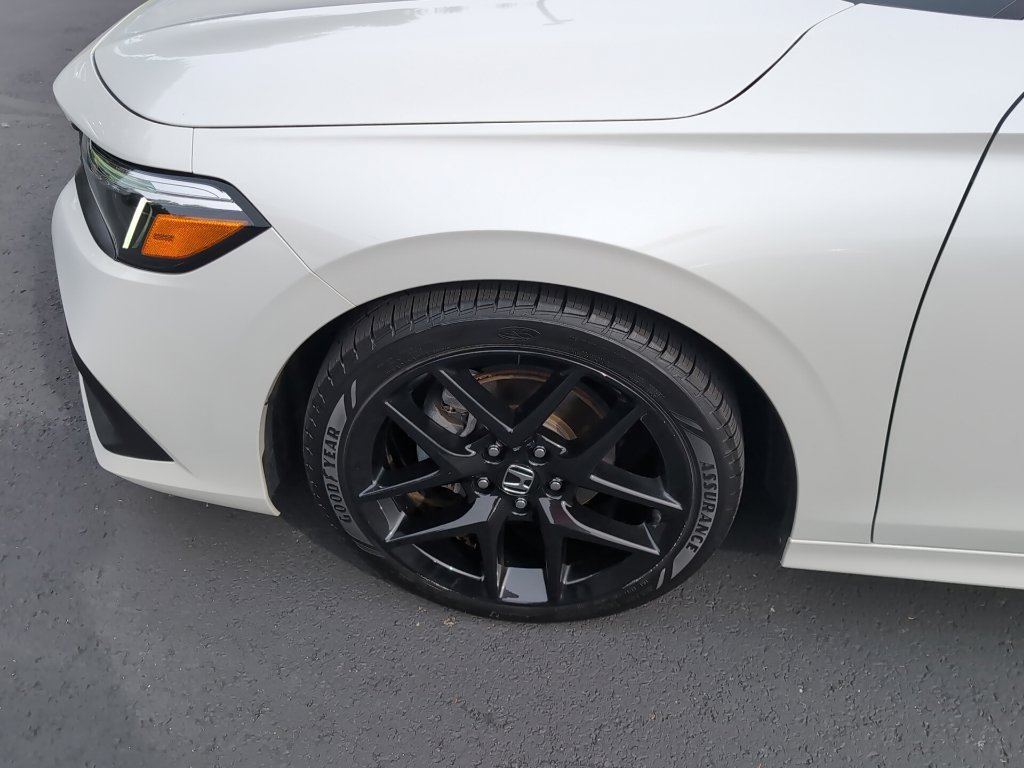 Used 2023 Honda Civic Sport image 12