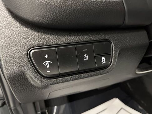 Used 2024 Kia Seltos EX AWD/4WD image 32