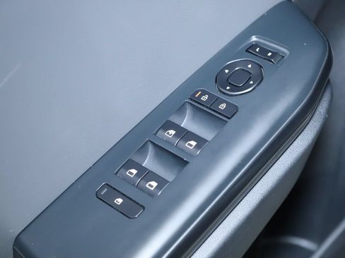 Used 2025 Kia K4 FWD image 16