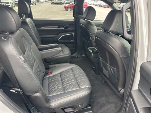 Used 2025 Kia Telluride EX X-Line image 40