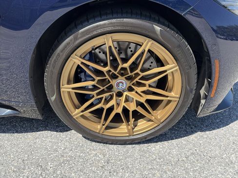 Used 2022 BMW M4 xDrive Competition AWD/4WD image 16