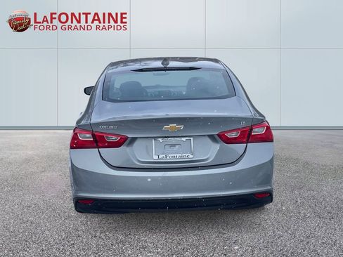 Used 2023 Chevrolet Malibu LT image 6